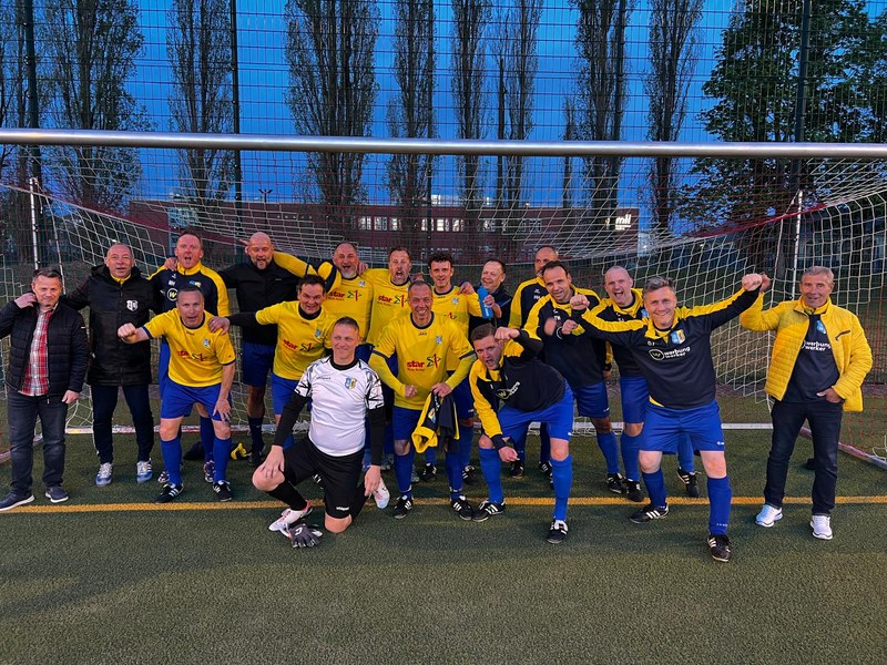 Finaleinzug perfekt! Ü40 gewinnt Pokalhalbfinale 6:2 gegen Dresden-Nord