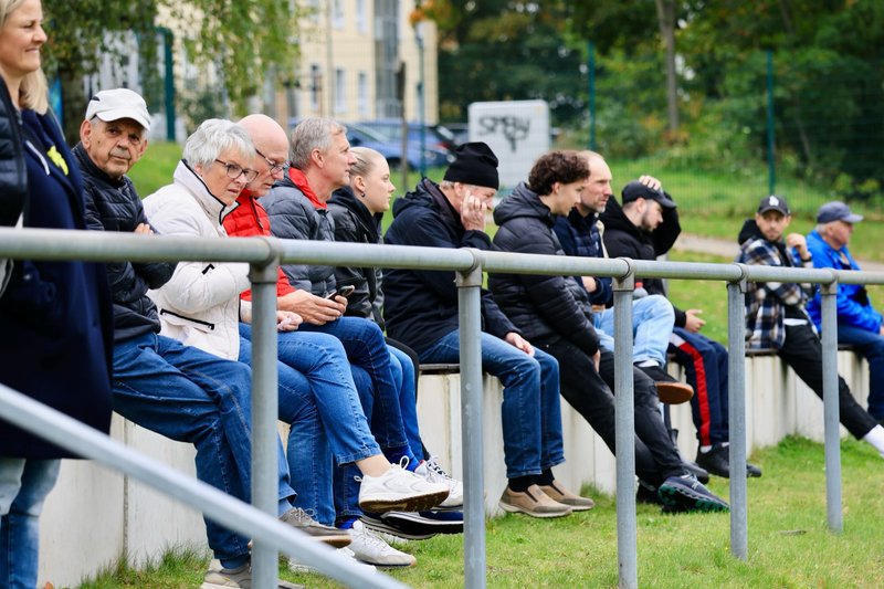 Doppelpack Riemer: 3:2-Heimsieg gegen Tapfer Leipzig